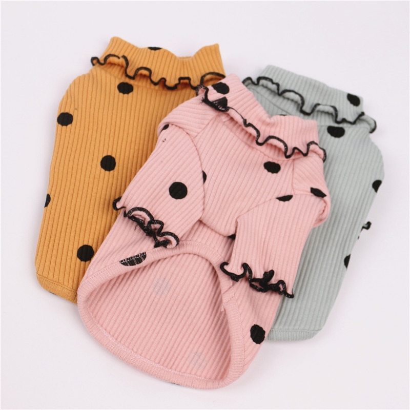 Dot turtleneck dog